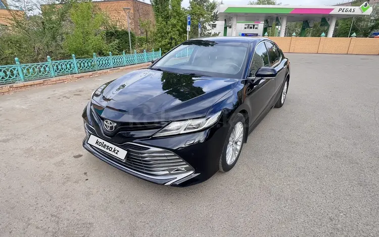 Toyota Camry 2019 года за 12 000 000 тг. в Павлодар