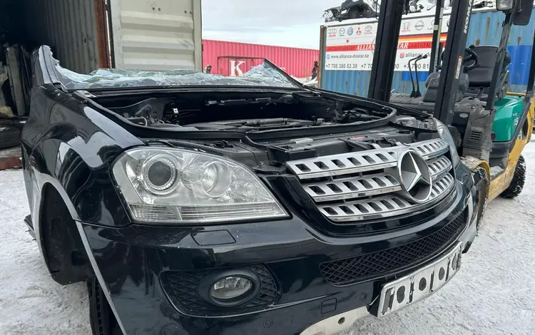 Привозные фары на Mercedes ML 164for320 000 тг. в Астана