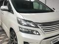 Toyota Vellfire 2011 года за 8 000 000 тг. в Астана