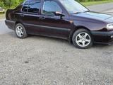 Volkswagen Vento 1994 года за 1 500 000 тг. в Бишкуль – фото 2