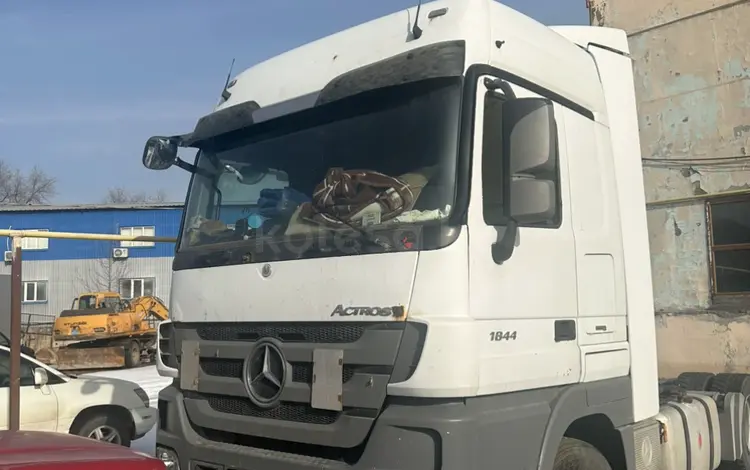 Mercedes-Benz  Actros 2013 годаүшін14 000 000 тг. в Алматы