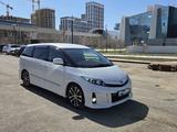 Toyota Estima 2014 года за 9 000 000 тг. в Астана