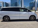 Toyota Estima 2014 года за 9 000 000 тг. в Астана – фото 2