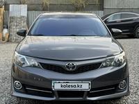 Toyota Camry 2014 годаүшін8 800 000 тг. в Алматы