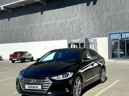 Hyundai Elantra 2018 года за 8 500 000 тг. в Атырау