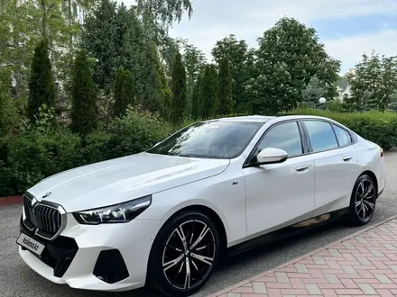 BMW 530 2024 года за 37 500 000 тг. в Алматы