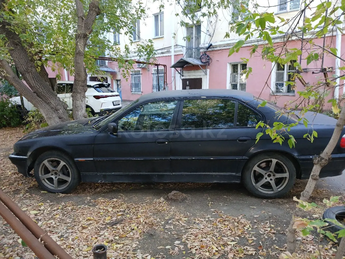 BMW 7 Series, 2001