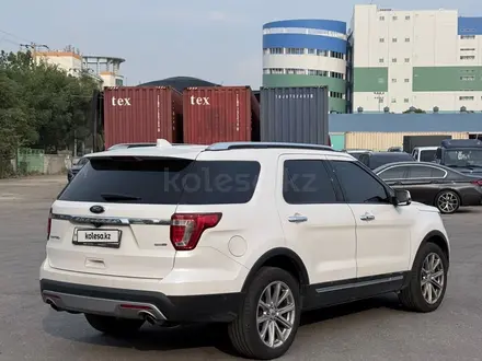 Ford Explorer 2017 года за 11 800 000 тг. в Алматы – фото 4