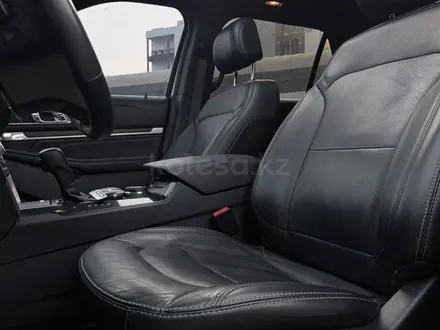 Ford Explorer 2017 года за 11 800 000 тг. в Алматы – фото 21