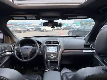 Ford Explorer 2017 года за 11 800 000 тг. в Алматы – фото 22