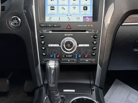 Ford Explorer 2017 года за 11 800 000 тг. в Алматы – фото 27