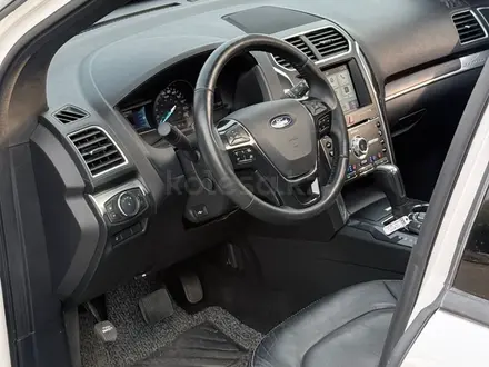 Ford Explorer 2017 года за 11 800 000 тг. в Алматы – фото 7