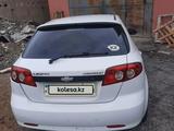 Chevrolet Lacetti 2012 года за 2 700 000 тг. в Актобе – фото 2