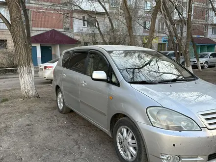 Toyota Ipsum 2002 года за 5 500 000 тг. в Караганда – фото 2