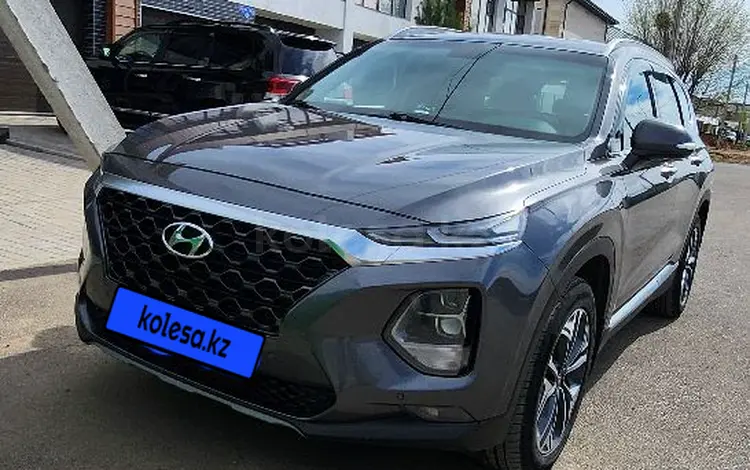 Hyundai Santa Fe 2018 годаүшін13 800 000 тг. в Караганда