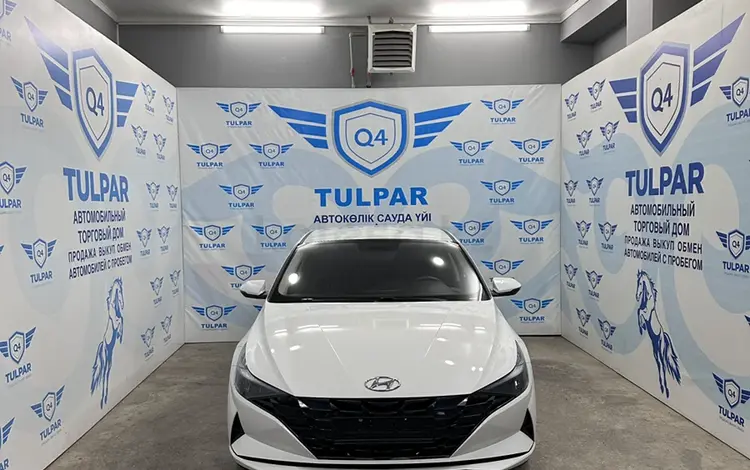 Hyundai Elantra 2023 годаfor9 100 000 тг. в Тараз