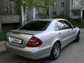 Mercedes-Benz E 240 2005 года за 6 000 000 тг. в Усть-Каменогорск – фото 16