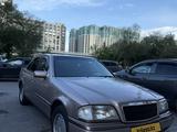 Mercedes-Benz C 180 1995 годаүшін2 000 000 тг. в Астана