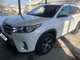 Toyota Highlander 2019 года за 20 000 000 тг. в Шымкент – фото 3