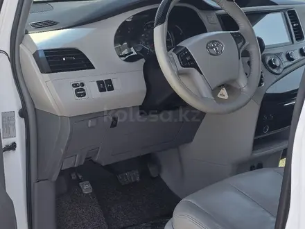 Toyota Sienna 2011 года за 12 700 000 тг. в Актау – фото 18