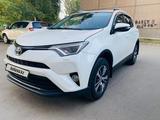 Toyota RAV4 2016 годаүшін10 800 000 тг. в Усть-Каменогорск – фото 3