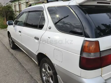 Nissan R'nessa 1998 года за 1 500 000 тг. в Алматы – фото 3