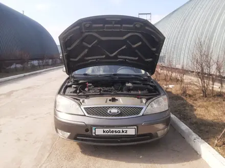 Ford Mondeo 2004 года за 2 350 000 тг. в Астана – фото 6