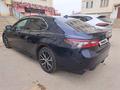 Toyota Camry 2021 годаfor14 000 000 тг. в Атырау – фото 9