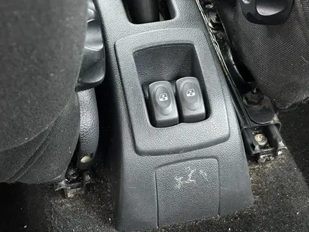 Renault Logan 2014 года за 3 250 000 тг. в Атырау – фото 9
