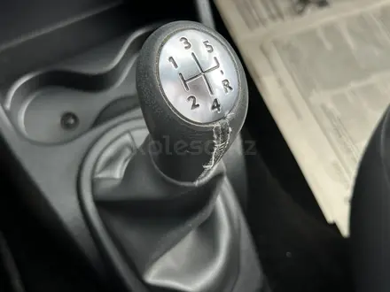 Renault Logan 2014 года за 3 250 000 тг. в Атырау – фото 19