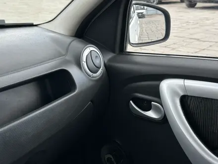 Renault Logan 2014 года за 3 250 000 тг. в Атырау – фото 24