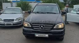 Mercedes-Benz ML 320 2000 года за 3 000 000 тг. в Талгар – фото 2