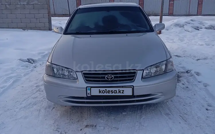 Toyota Camry 2001 годаfor3 900 000 тг. в Алматы