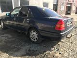 Mercedes-Benz C 180 1994 года за 450 000 тг. в Хромтау – фото 5