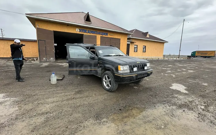 Jeep Grand Cherokee 1995 годаүшін1 300 000 тг. в Жосалы