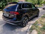 Volkswagen Tiguan 2017 года за 9 100 000 тг. в Алматы – фото 4