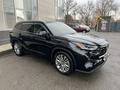 Toyota Highlander 2024 годаүшін33 000 000 тг. в Алматы – фото 4
