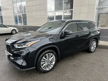 Toyota Highlander 2024 года за 33 000 000 тг. в Алматы – фото 8