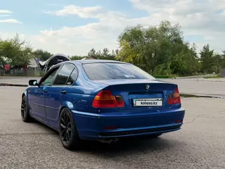 BMW 325