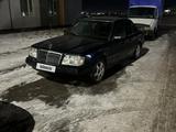 Mercedes-Benz E 280 1995 года за 2 200 000 тг. в Бауыржана Момышулы – фото 3