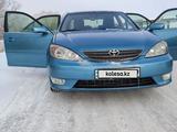 Toyota Camry 2004 годаfor4 800 000 тг. в Караганда – фото 2