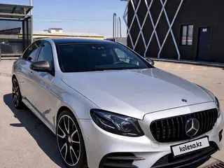 Mercedes-Benz E 43 AMG