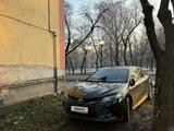 Toyota Camry 2020 годаfor12 100 000 тг. в Алматы