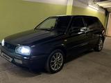 Volkswagen Golf 1995 года за 3 000 000 тг. в Алматы