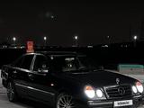 Mercedes-Benz E 320 1996 года за 2 400 000 тг. в Алматы
