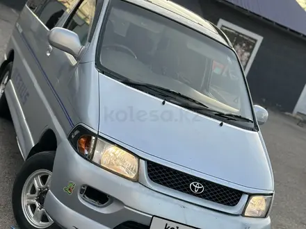 Toyota HiAce Regius 1998 года за 3 200 000 тг. в Алматы – фото 4