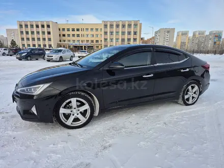 Hyundai Elantra 2019 года за 9 900 000 тг. в Астана – фото 4