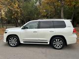 Toyota Land Cruiser 2017 года за 33 900 000 тг. в Алматы