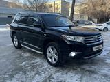 Toyota Highlander 2012 года за 15 000 000 тг. в Семей