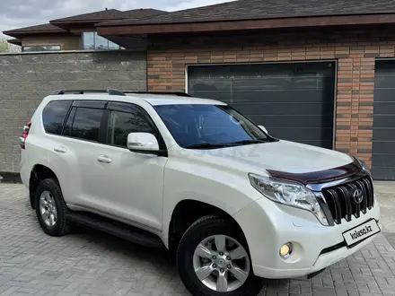 Toyota Land Cruiser Prado 2016 года за 18 400 000 тг. в Актобе – фото 3